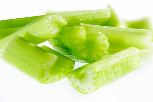 کرفس سبز درجه یک مناسب آشپزی سنتی ایرانی